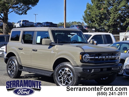 2026 Ford Bronco Outer Banks SUV