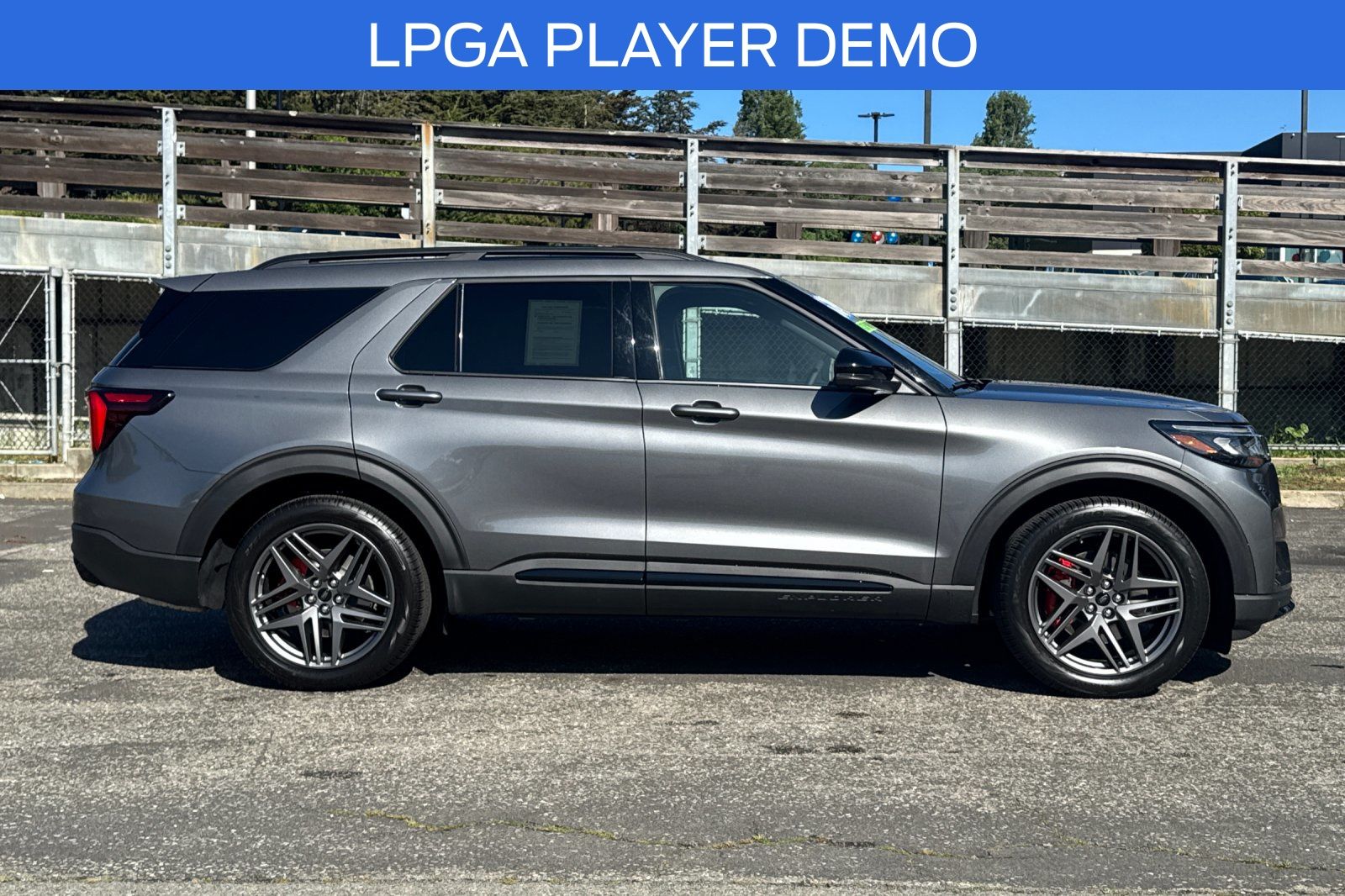 2026 Ford Explorer ST V-6 cyl photo 2