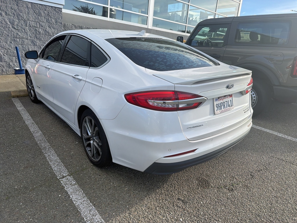 Used 2019 Ford Fusion Hybrid Titanium Sedan