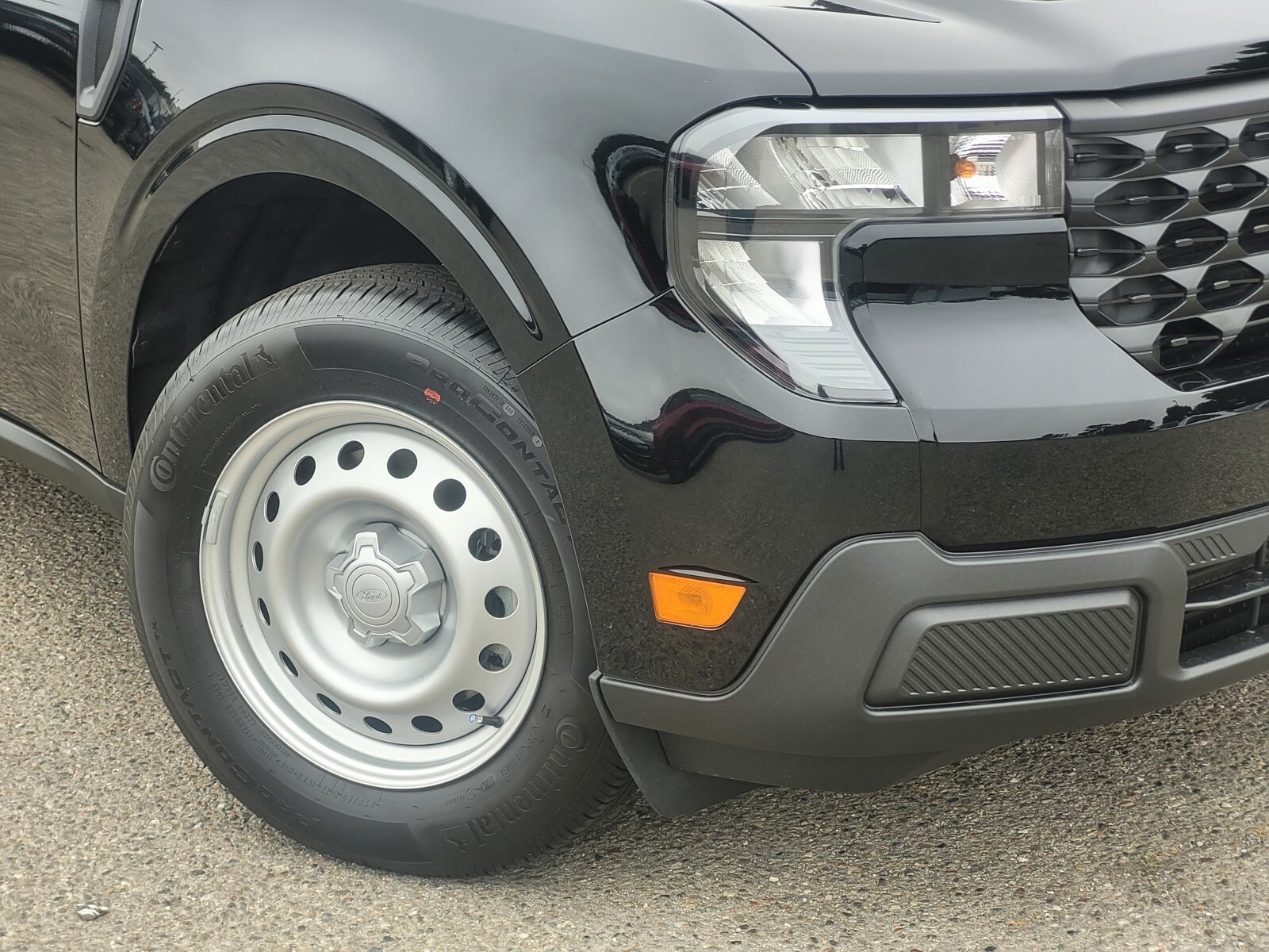 2025 Ford Maverick XL photo 4