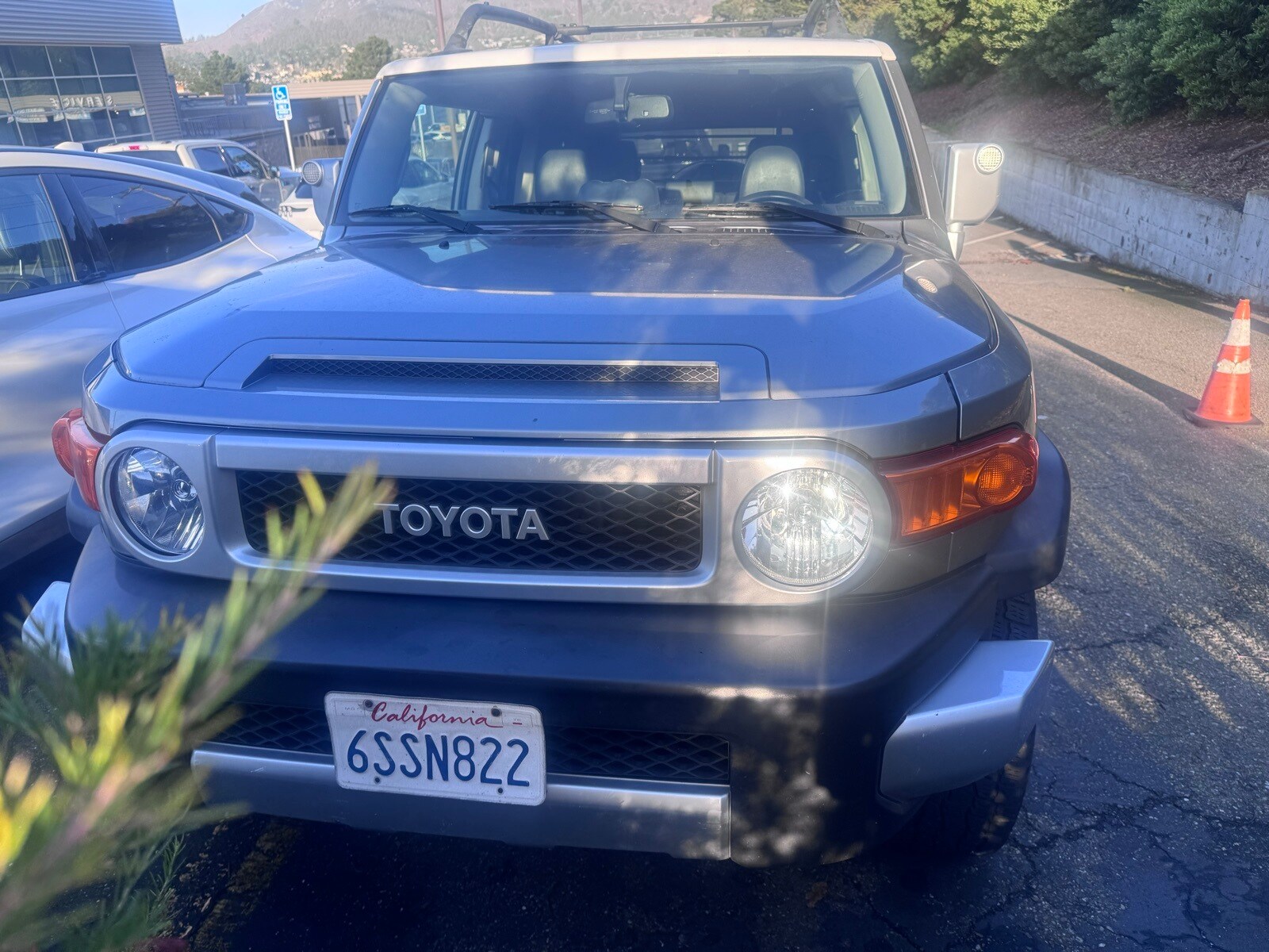 2011 Toyota FJ Cruiser Base photo 2