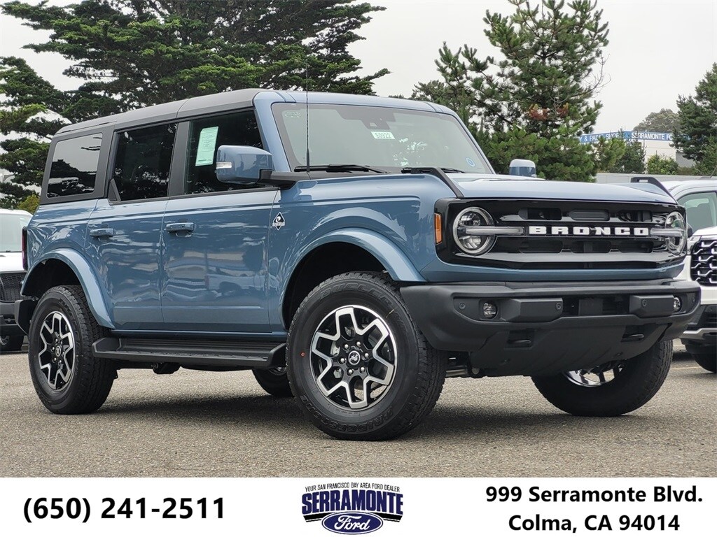 2025 Ford Bronco Outer Banks photo 2