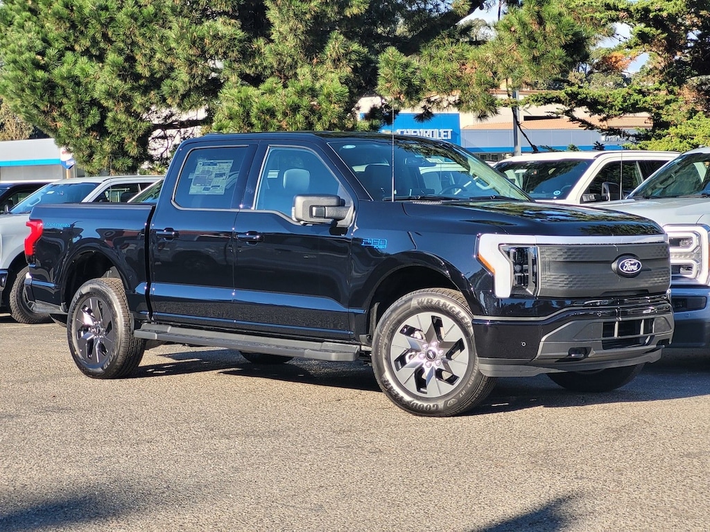 New 2025 Ford F-150 Lightning Flash Truck SuperCrew Cab