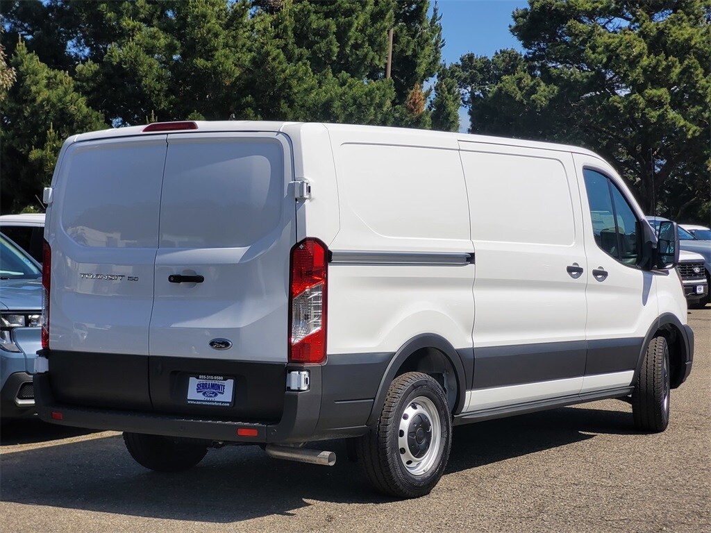 2025 Ford Transit photo 4