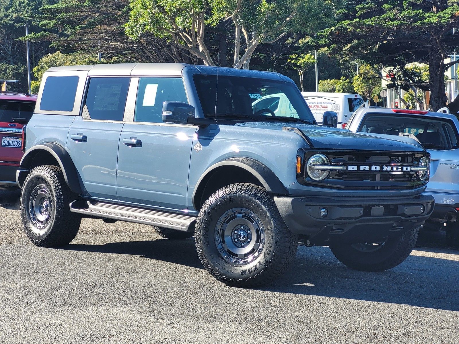 2025 Ford Bronco Outer Banks 4x4's photo