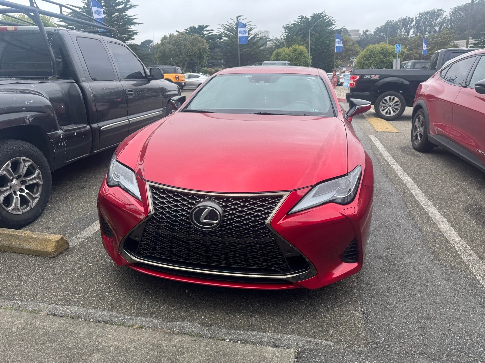 2021 Lexus RC 350 F SPORT photo 2