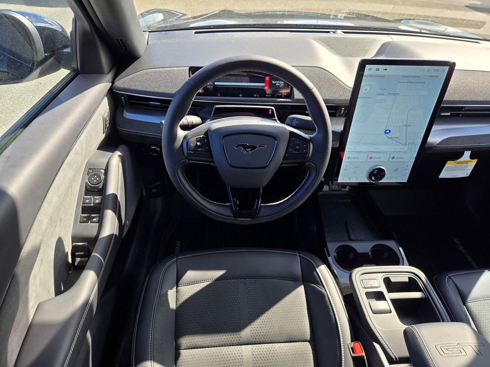 2025 Ford Mustang Mach-E GT - Photo 7