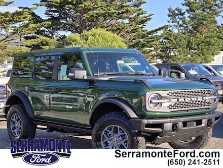 2025 Ford Bronco Badlands SUV