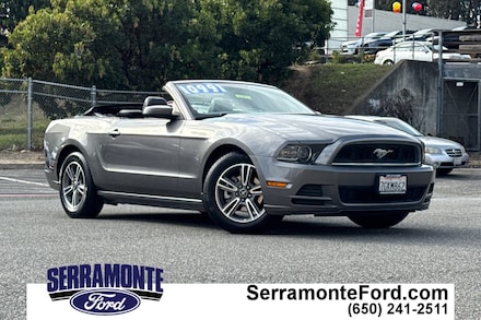 2013 Ford Mustang V6 Premium Convertible 1ZVBP8EMXD5221884