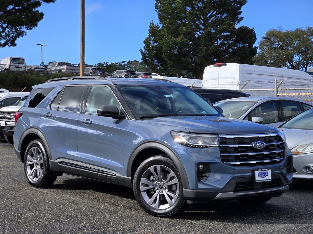 New 2026 Ford Explorer Active SUV