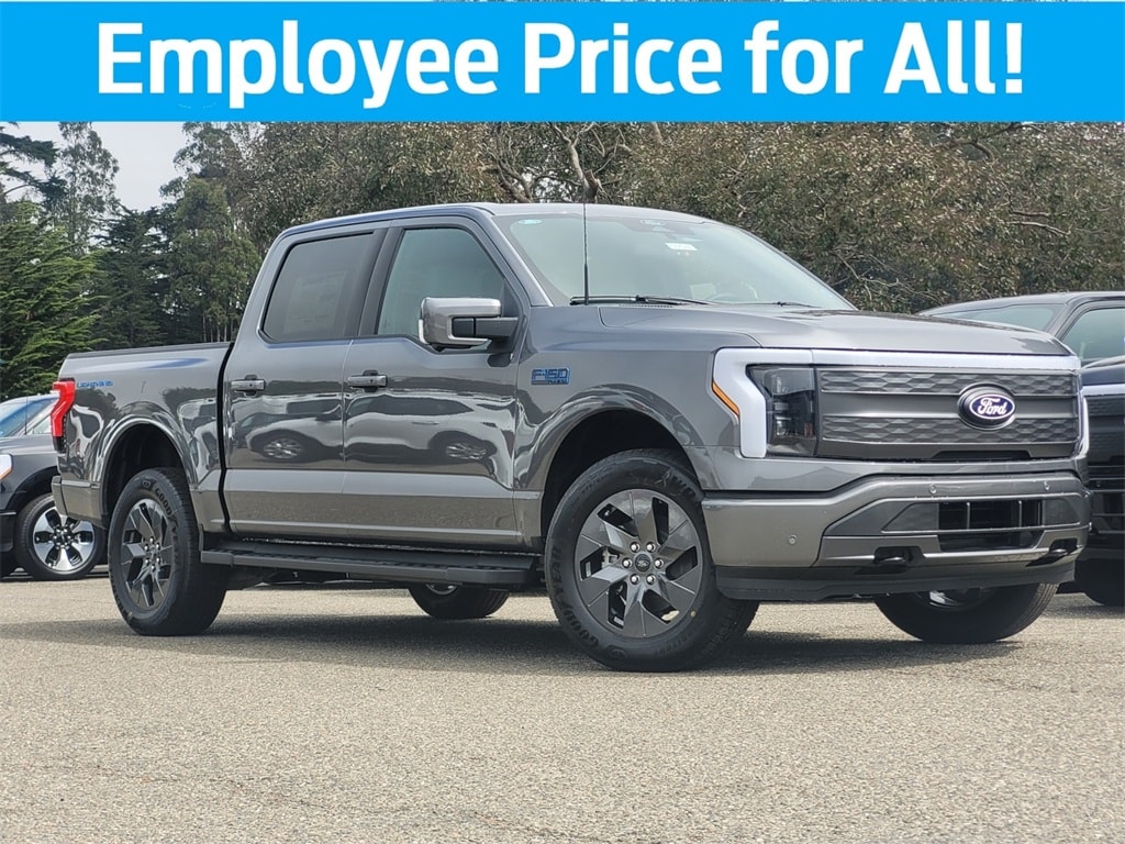 2025 Ford F-150 Lightning Lariat's photo