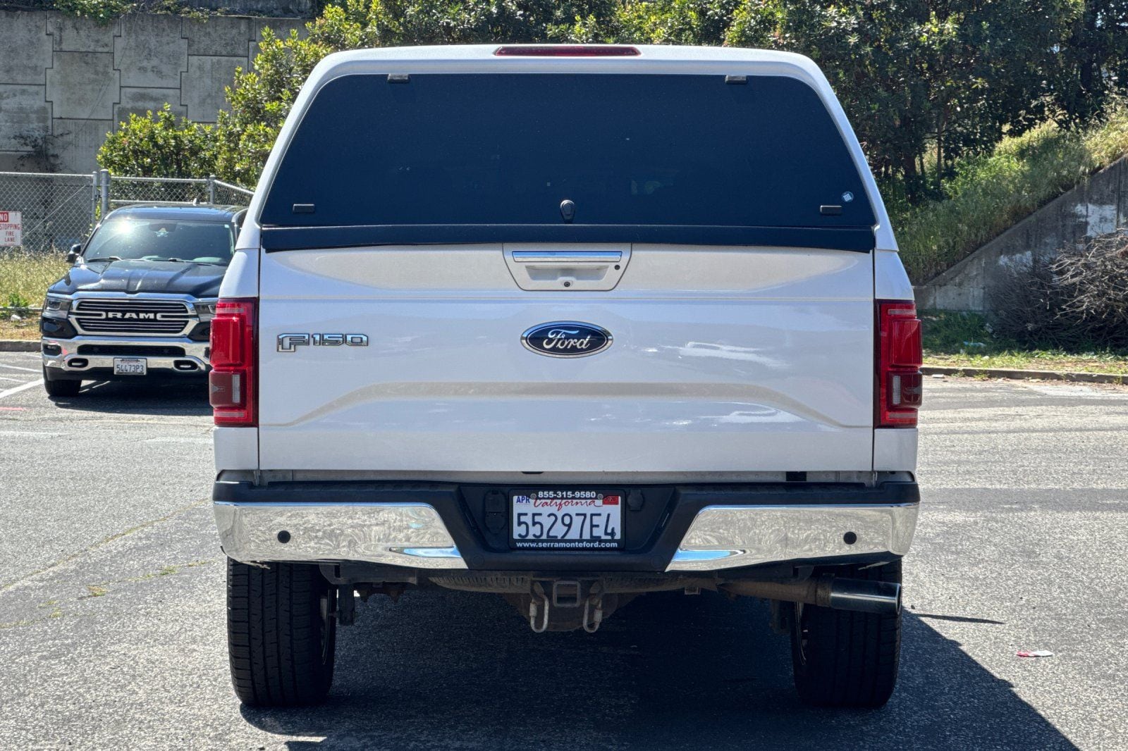 2017 Ford F-150 Lariat SuperCrew Cab V-6 cyl photo 5