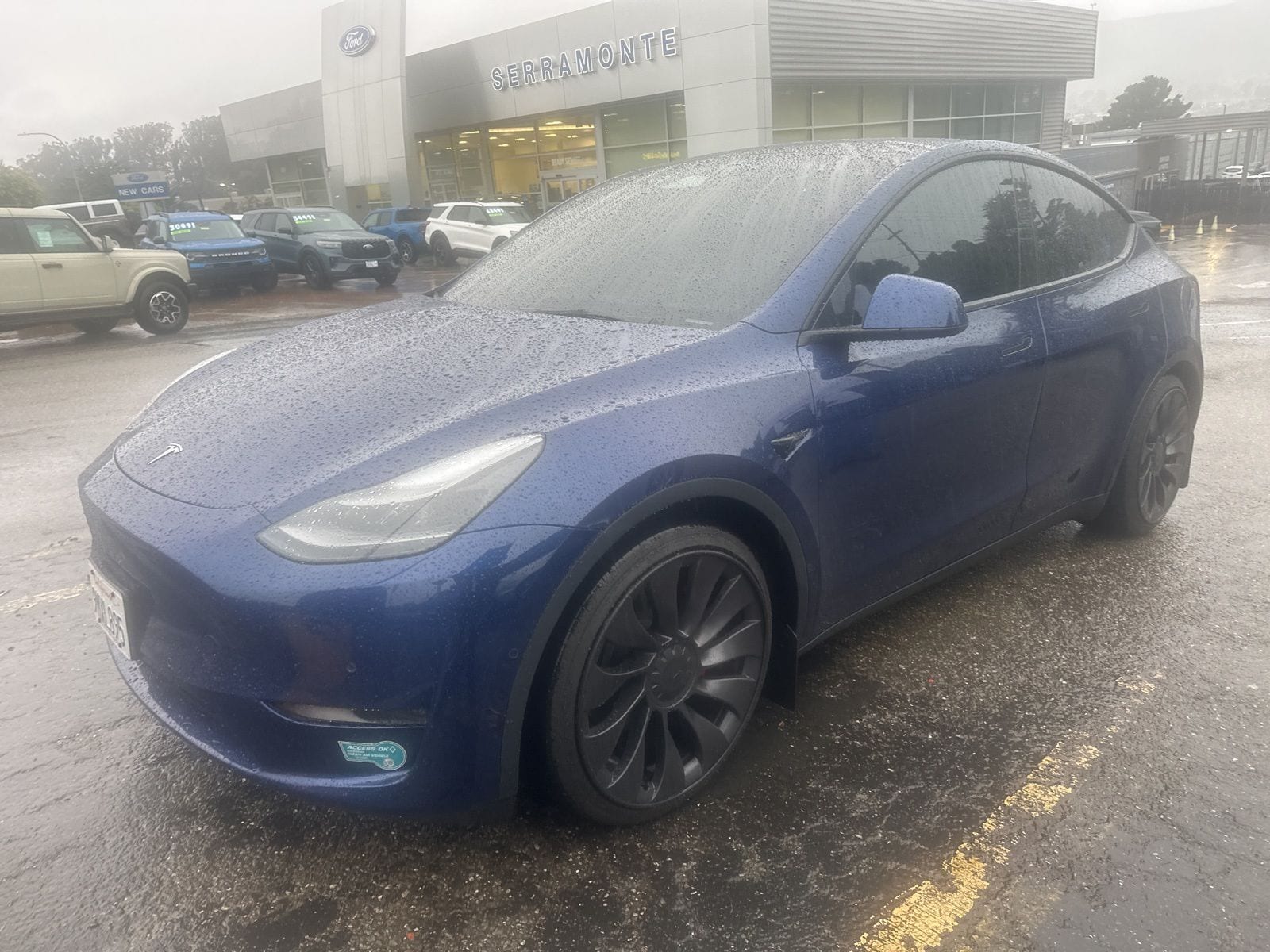 2023 Tesla Model Y Performance photo 2