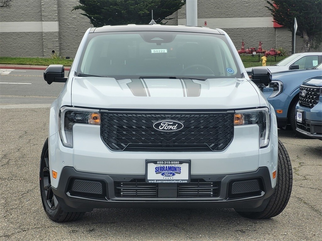 2025 Ford Maverick Lariat photo 2