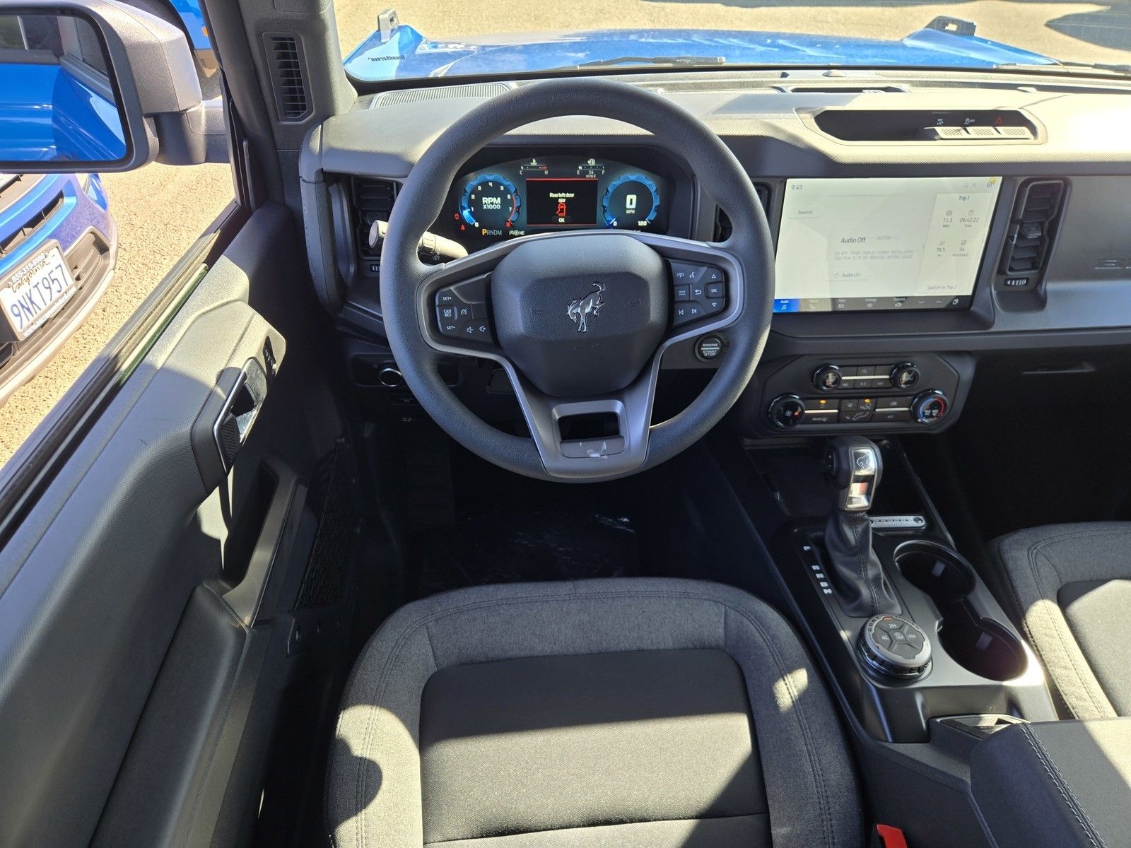 2025 Ford Bronco 4-Door Base - Photo 7