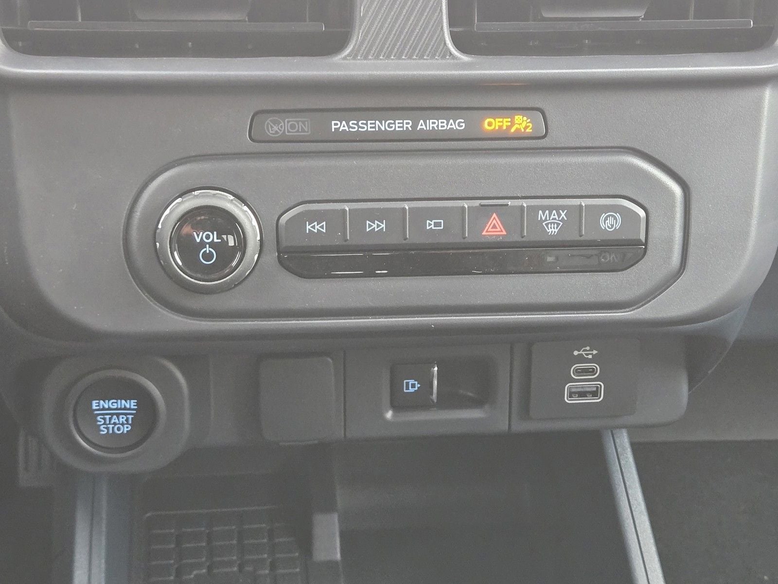 2025 Ford Maverick Tremor - Photo 11