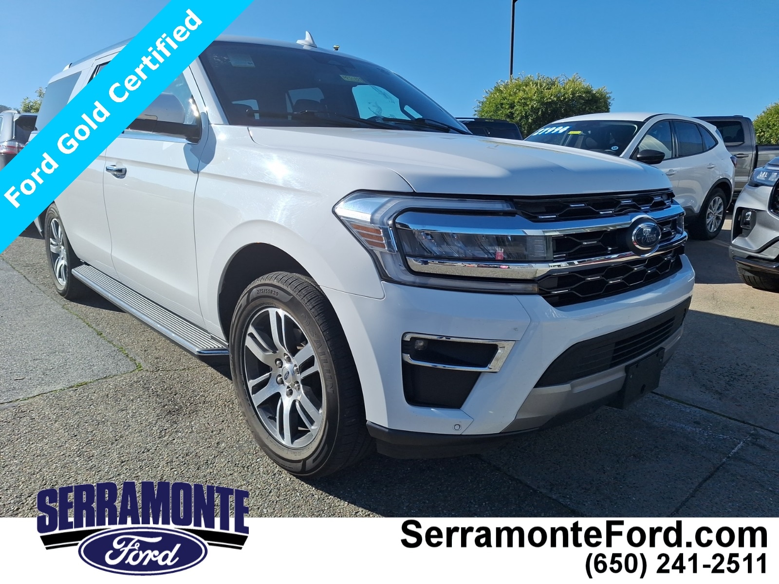 2023 Ford Expedition Limited's photo