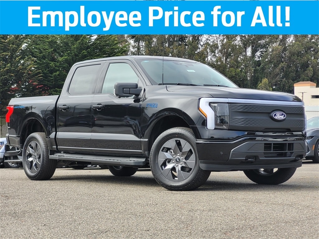 2025 Ford F-150 Lightning Flash's photo