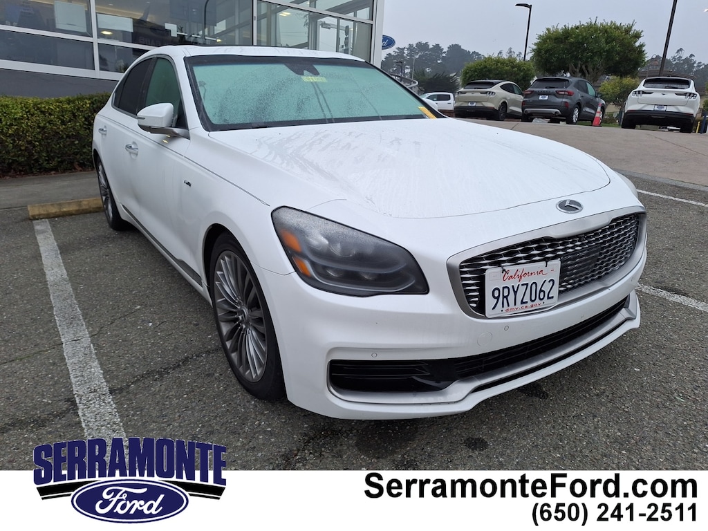 Used 2019 Kia K900 Luxury Sedan