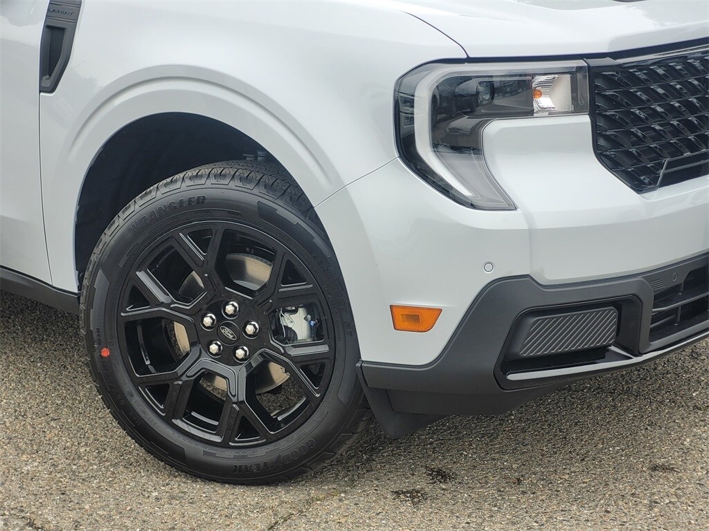 2025 Ford Maverick Lariat photo 3