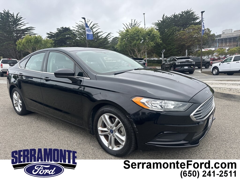 Used 2018 Ford Fusion SE Sedan