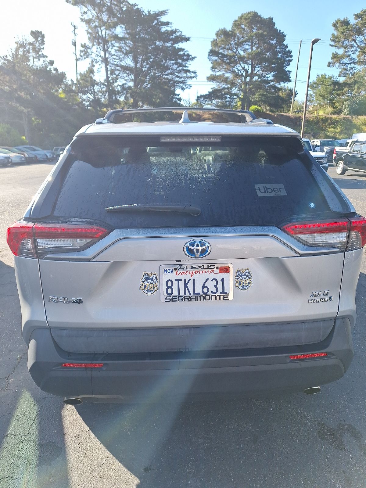 2021 Toyota RAV4 Hybrid XLE photo 6