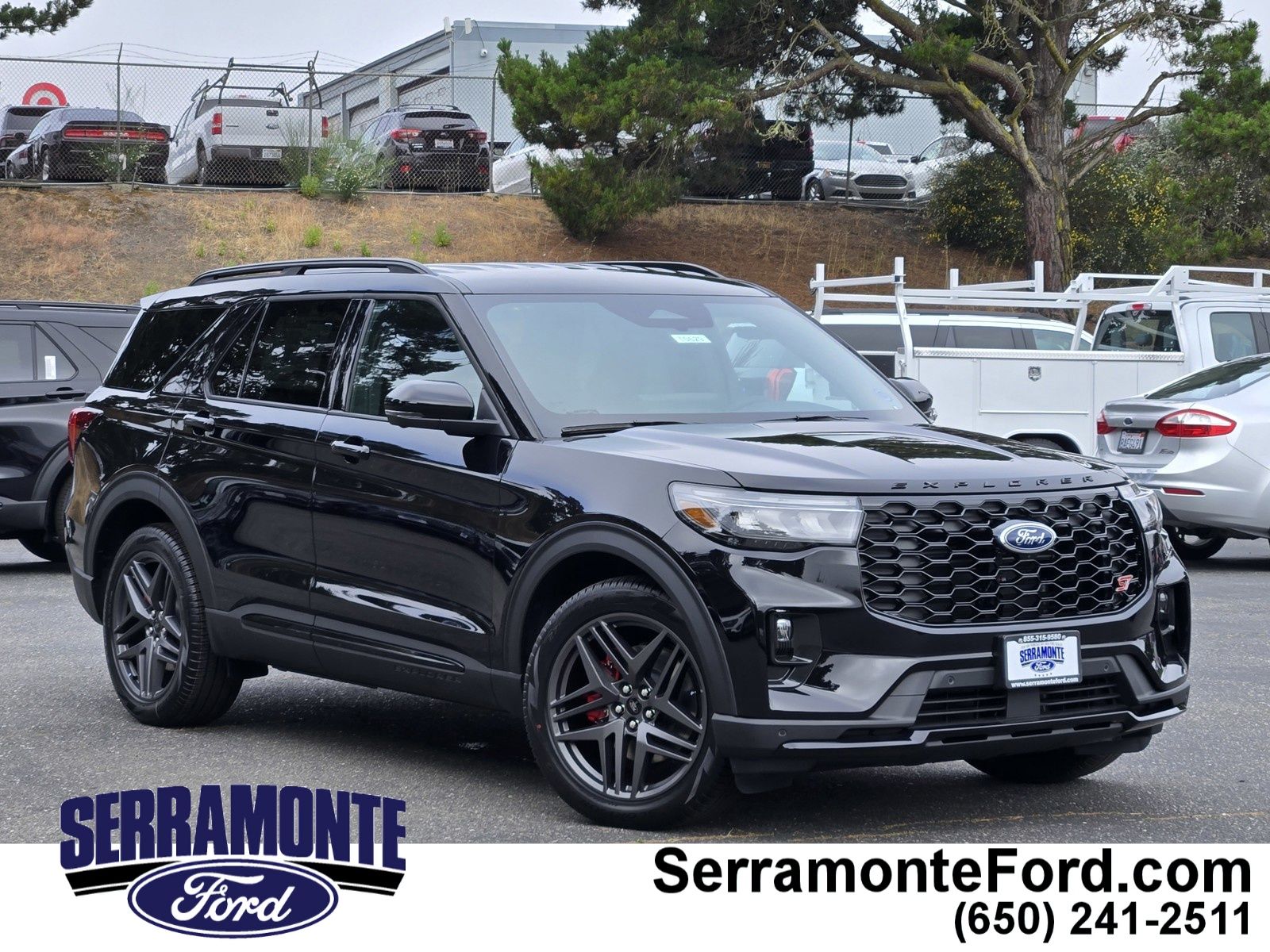 2026 Ford Explorer ST 4WD's photo