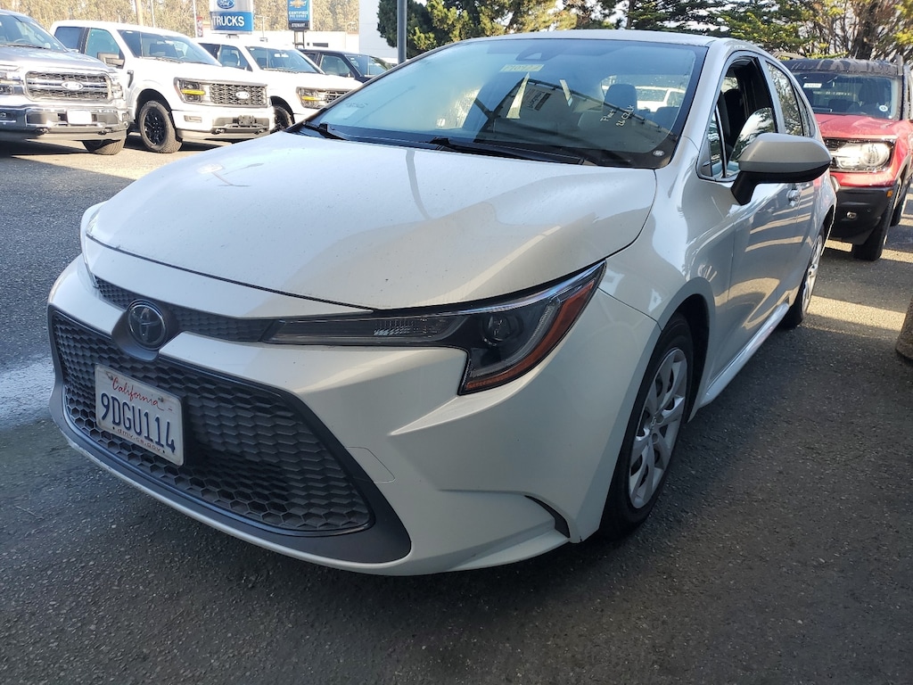 Used 2022 Toyota Corolla LE Sedan