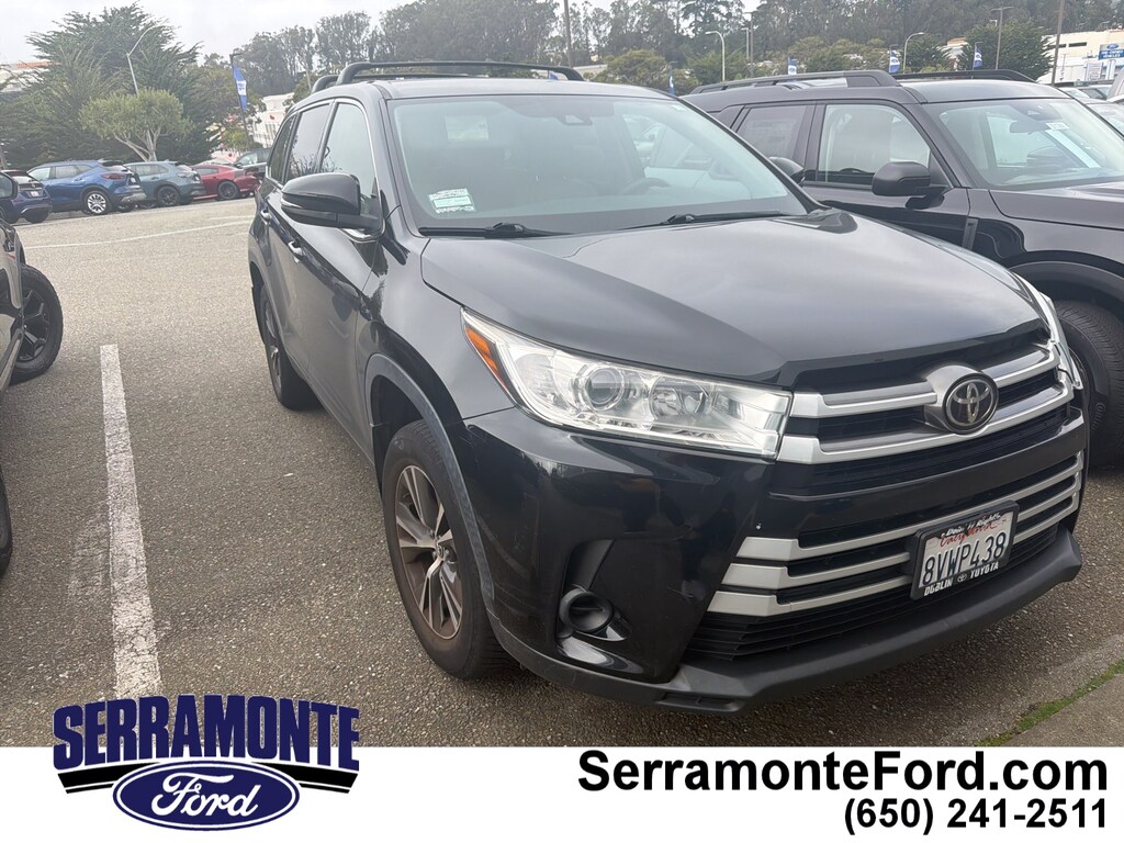 Used 2019 Toyota Highlander /8 Passenger Seat SUV
