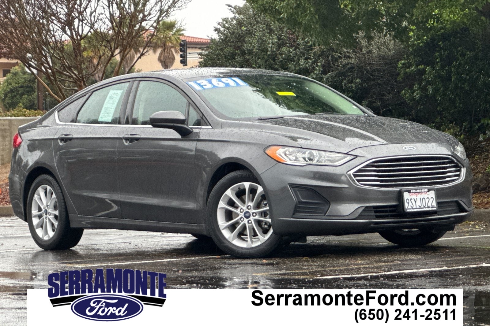 2020 Ford Fusion SE