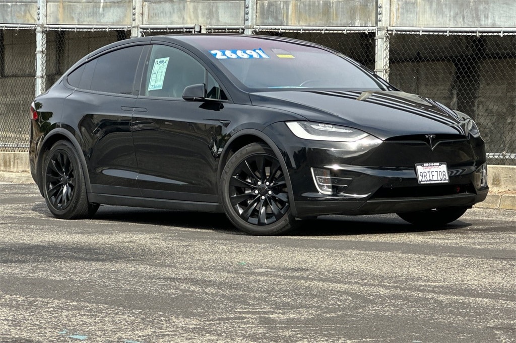 Used 2018 Tesla Model X 75D with VIN 5YJXCAE26JF087878 for sale in Colma, CA