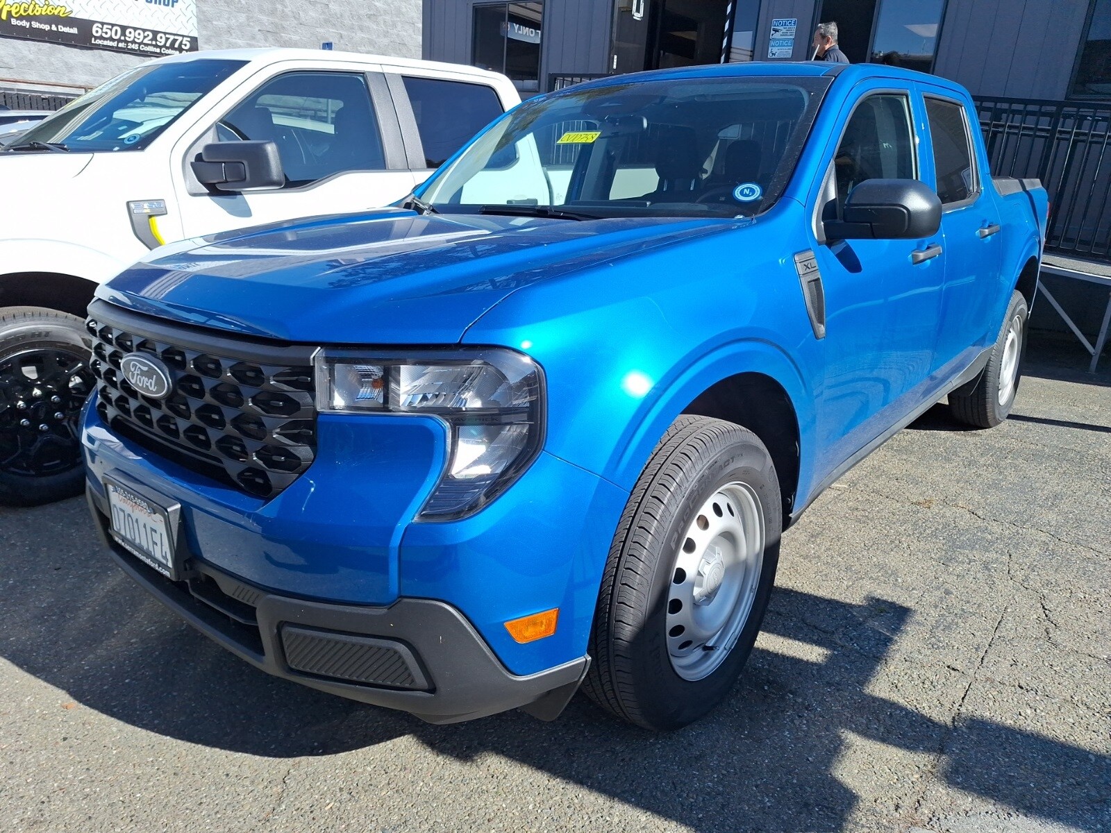2025 Ford Maverick XL photo 2