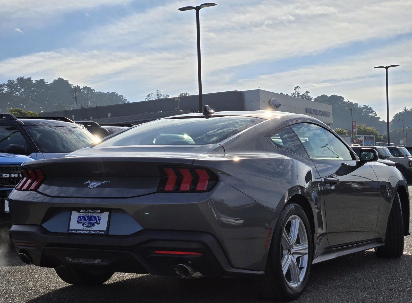2026 Ford Mustang EcoBoost Fastback - Photo 5