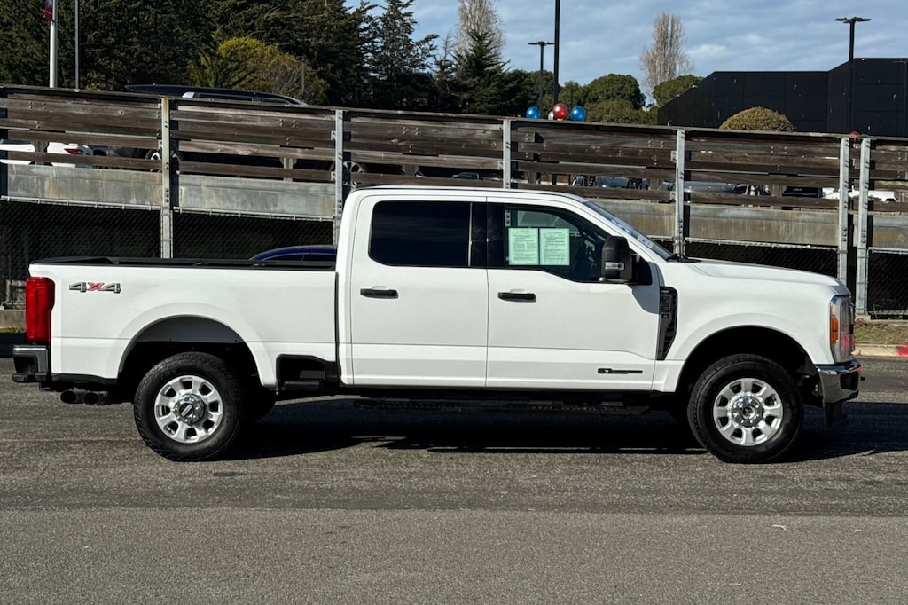 Certified 2023 Ford F-350 XLT Truck Crew Cab