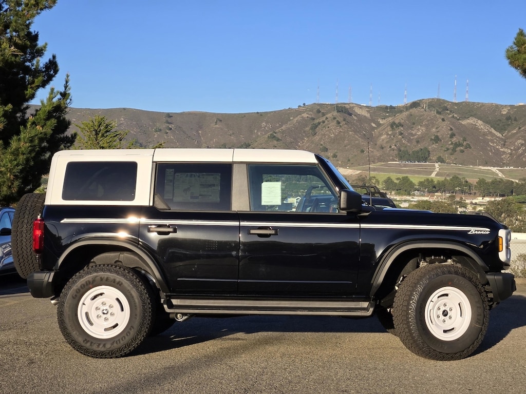 New 2025 Ford Bronco Heritage SUV