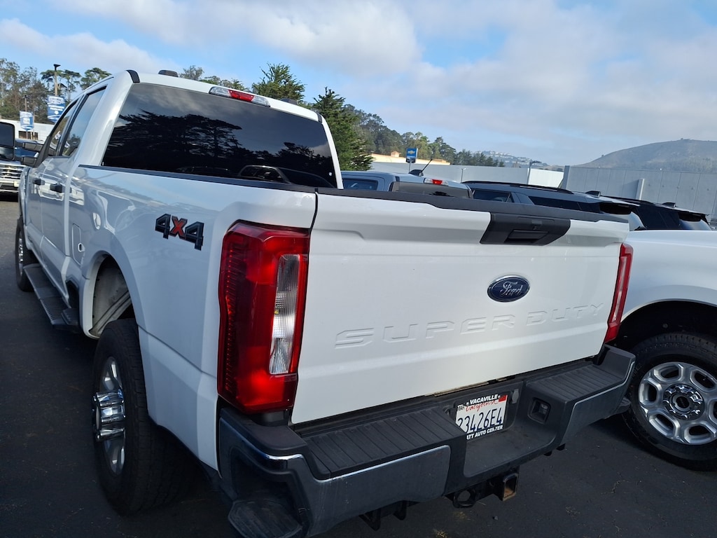 Certified 2023 Ford F-350 XLT Truck Crew Cab