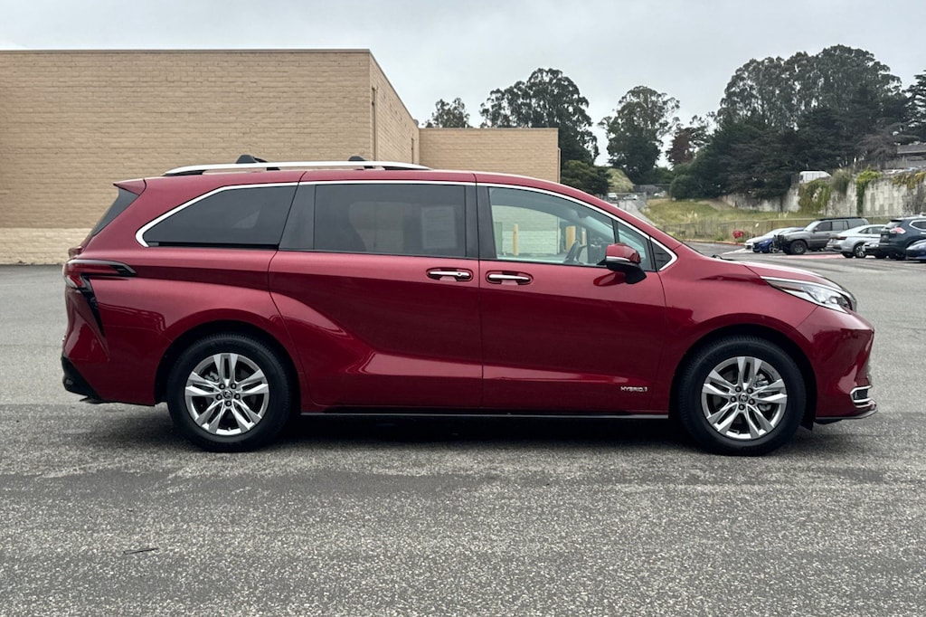 Used 2021 Toyota Sienna Limited 7 Passenger Van