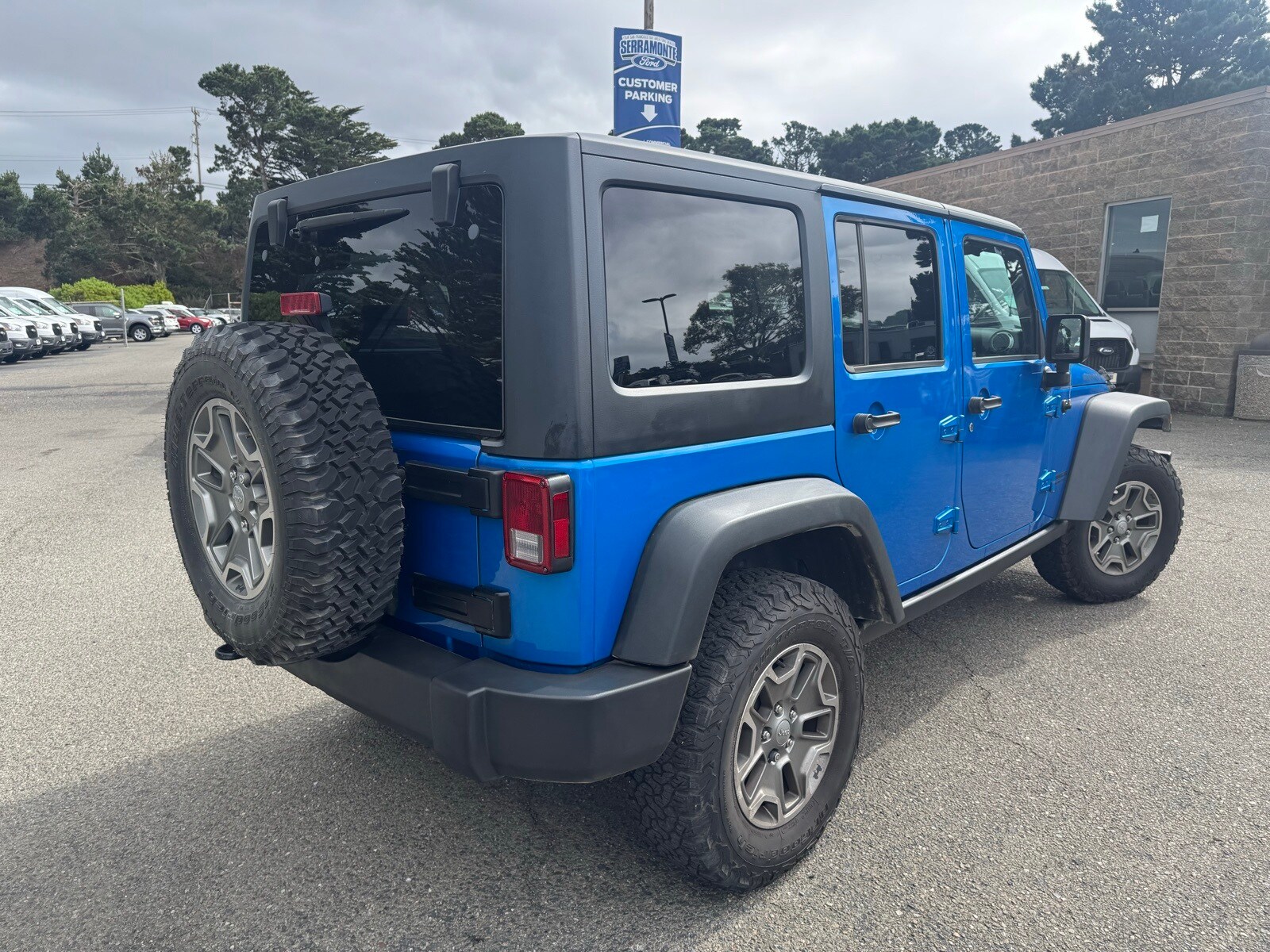 2016 Jeep Wrangler Rubicon photo 4