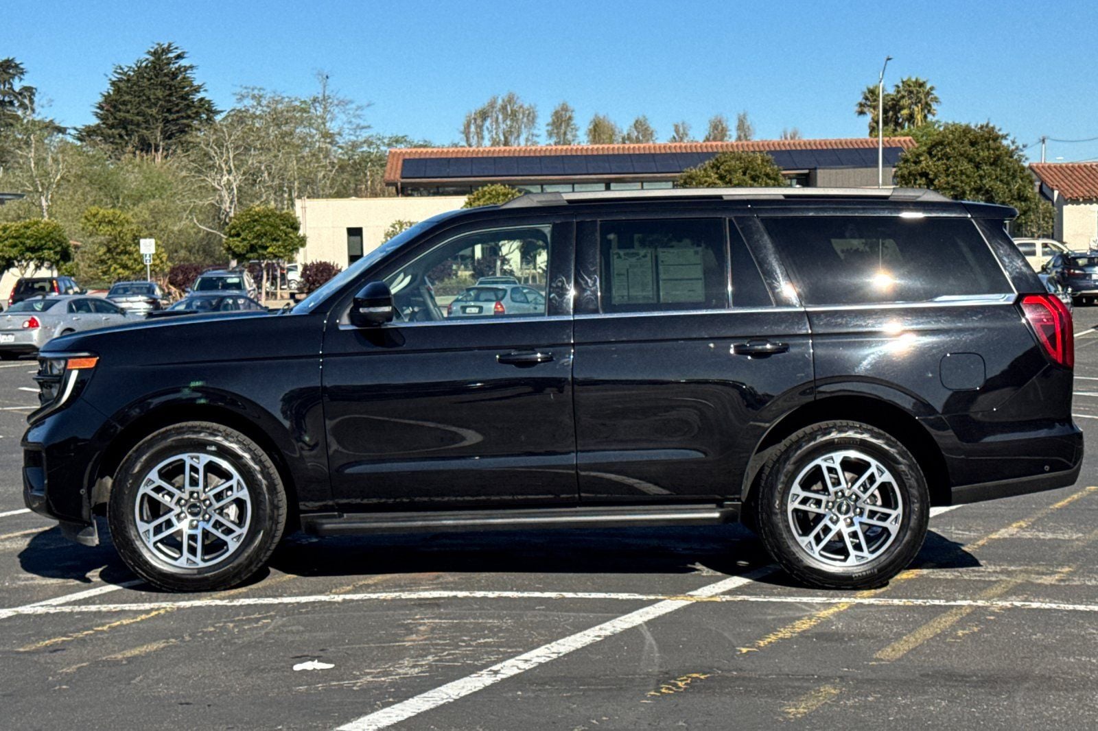 2025 Ford Expedition Active /7 Passenger Seats V-6 cyl photo 6