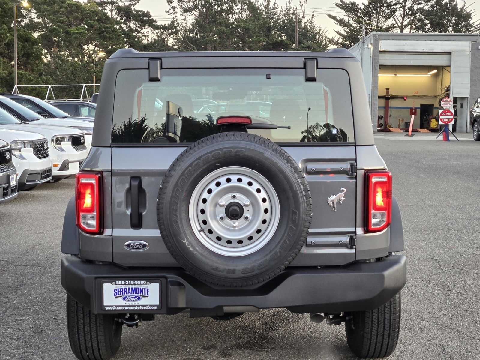 2025 Ford Bronco 4-Door Base - Photo 6