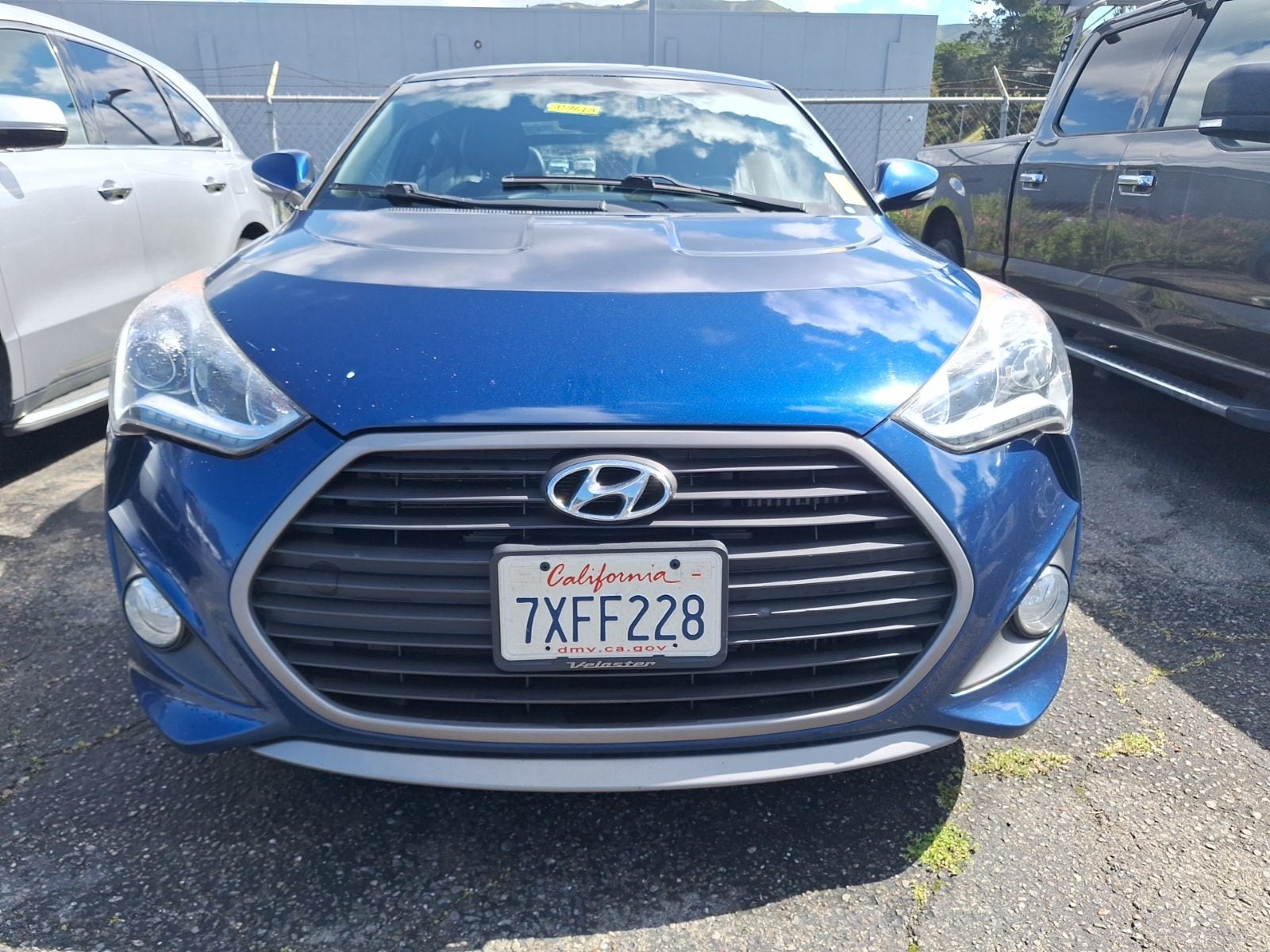 2016 Hyundai Veloster Turbo photo 2