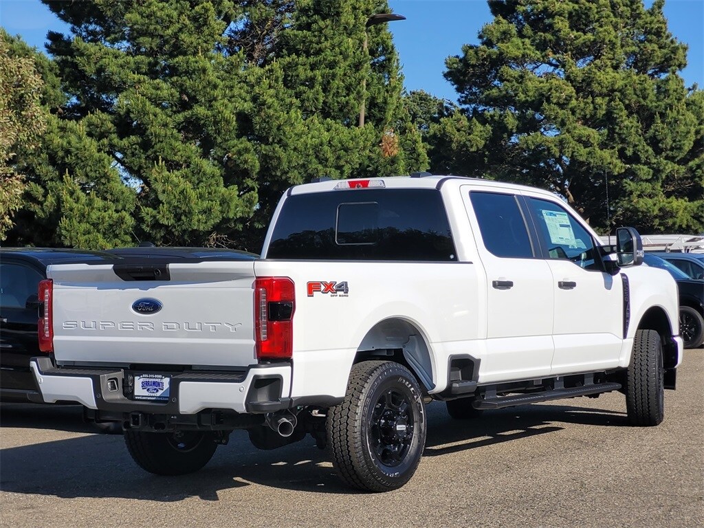 2025 Ford F-250 XL photo 4