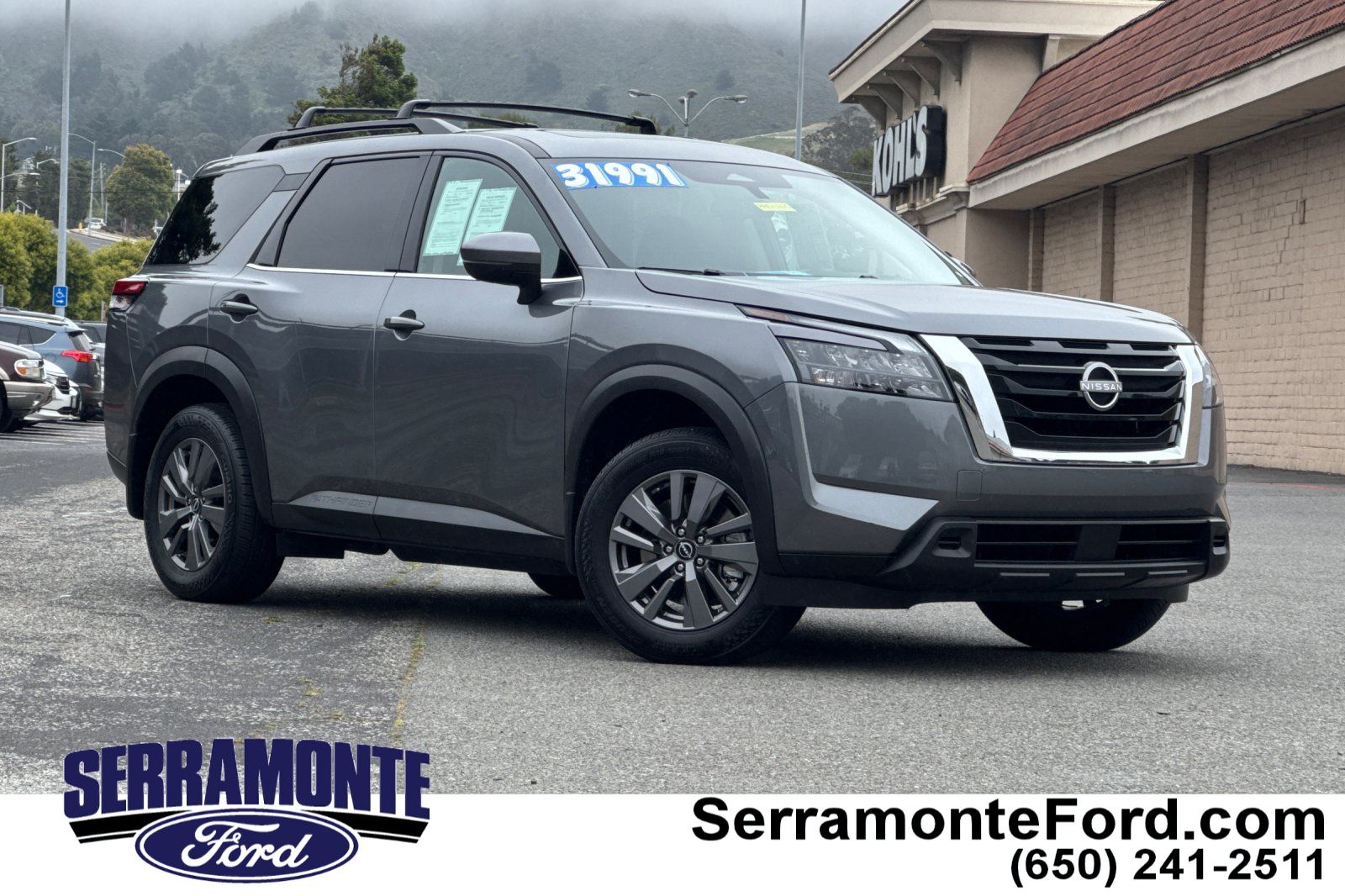 2024 Nissan Pathfinder SV 2WD's photo