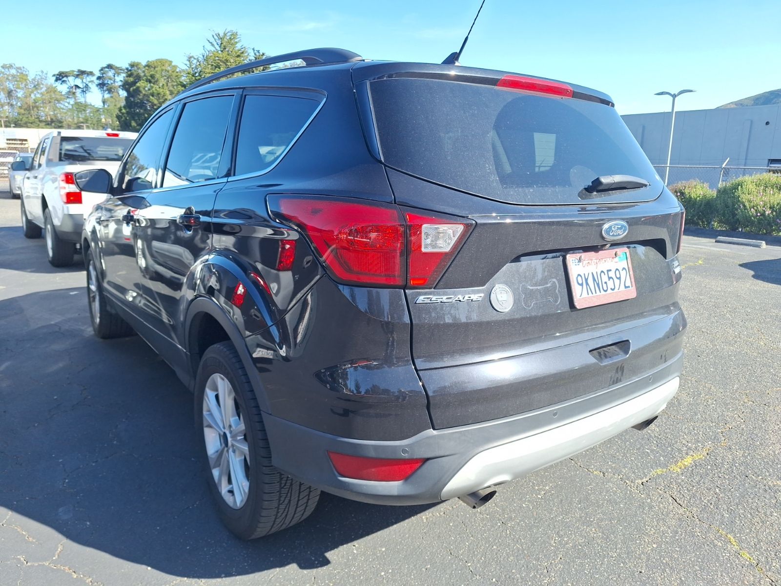 2019 Ford Escape SEL photo 4