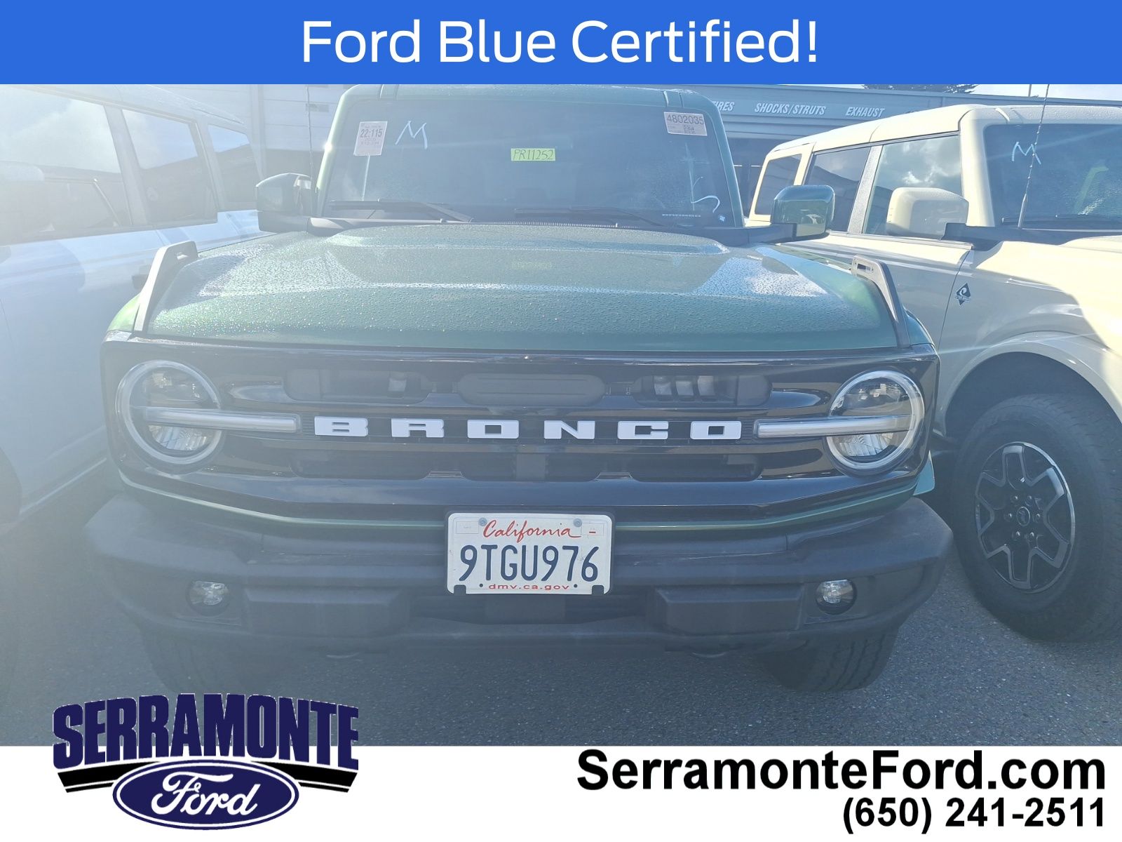 2025 Ford Bronco Outer Banks photo 2