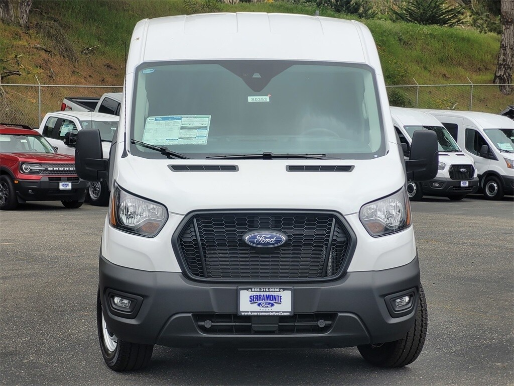 2025 Ford Transit photo 2