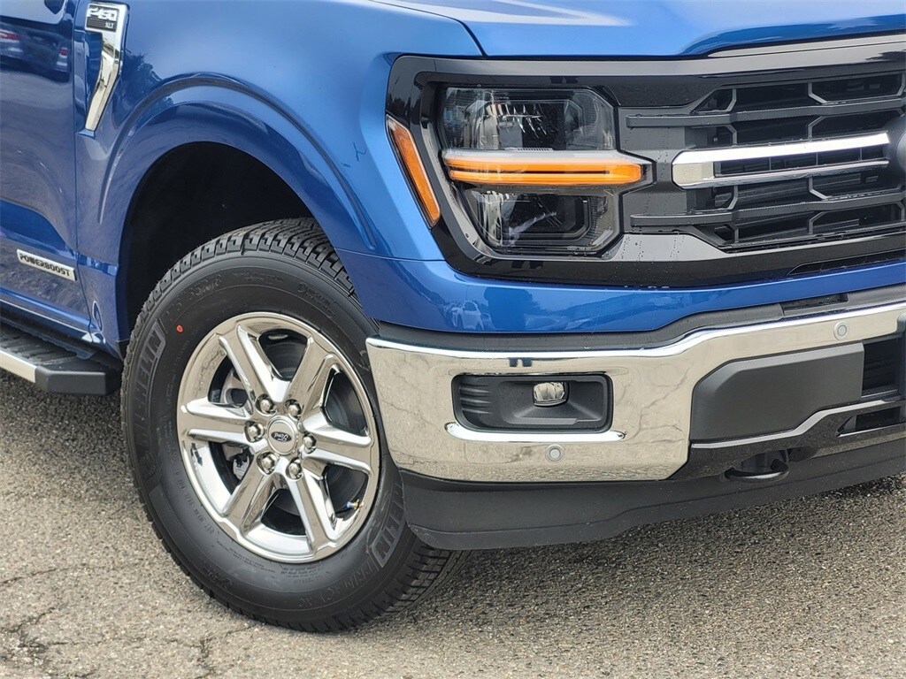 2025 Ford F-150 XLT photo 3