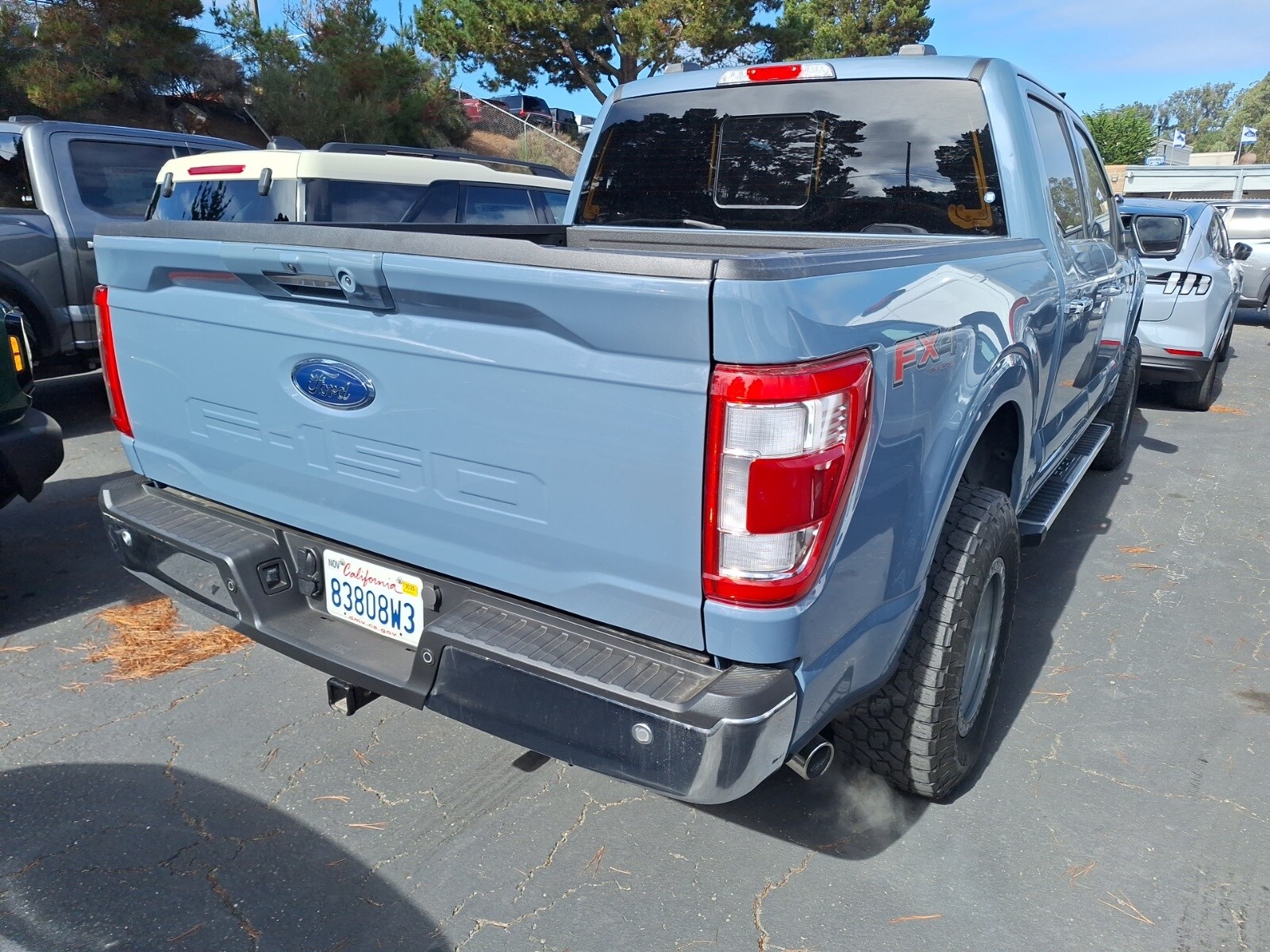 2023 Ford F-150 Lariat photo 4
