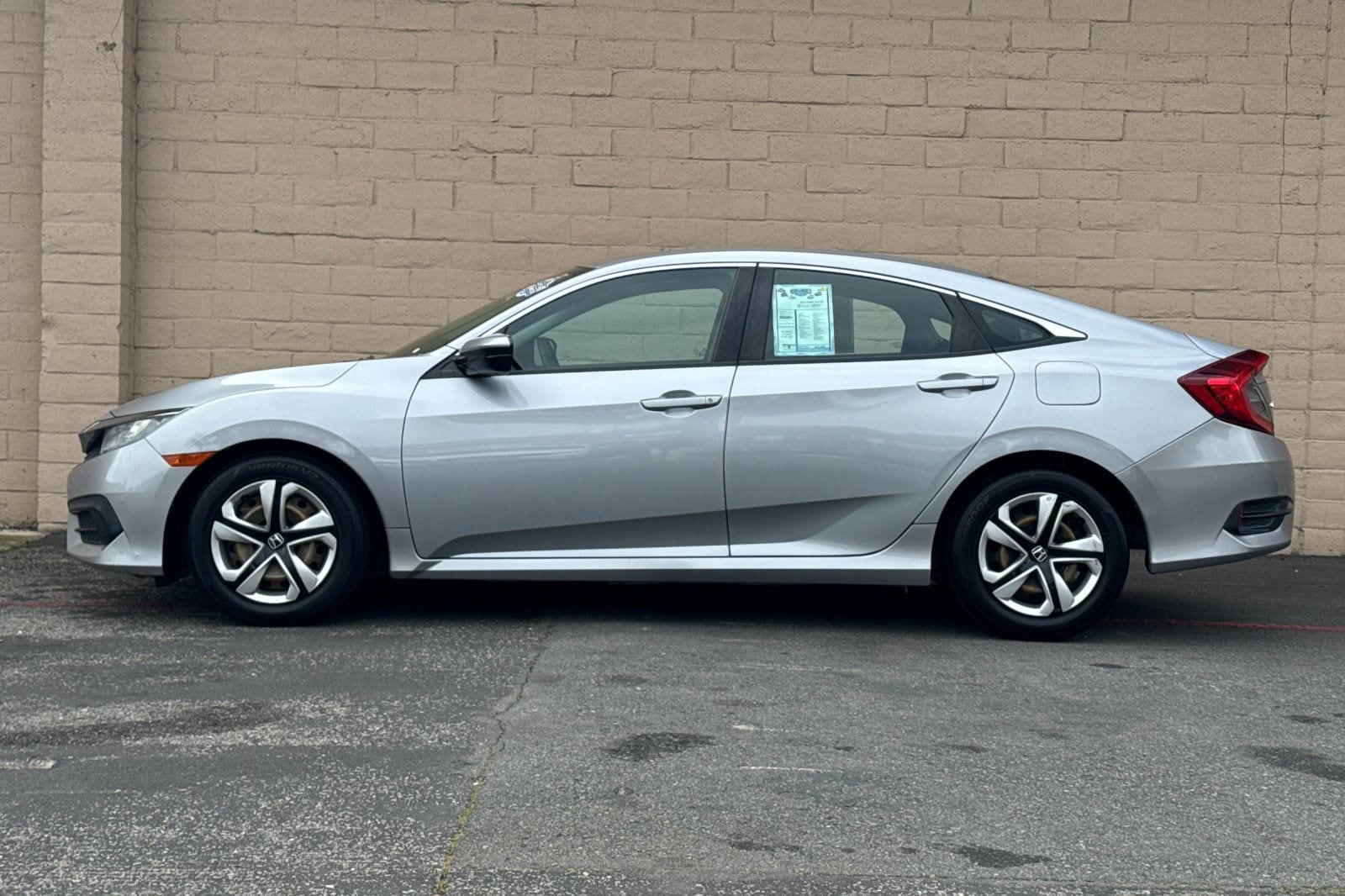 2017 Honda Civic LX photo 3