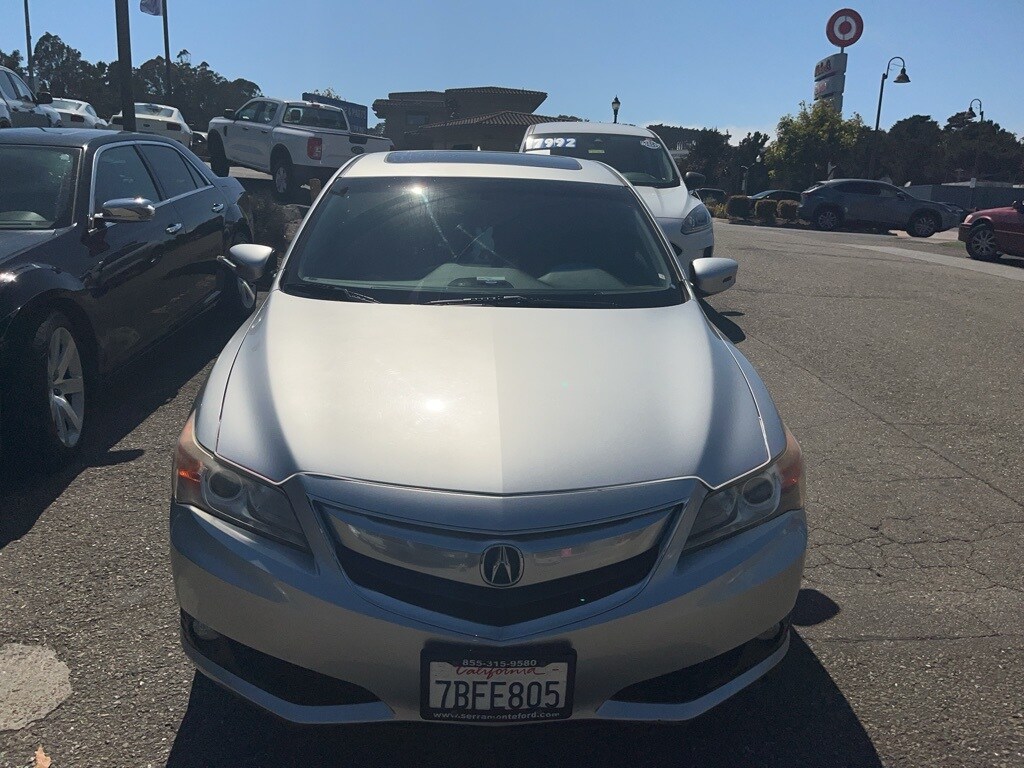 2013 Acura ILX 2.0L Premium photo 2